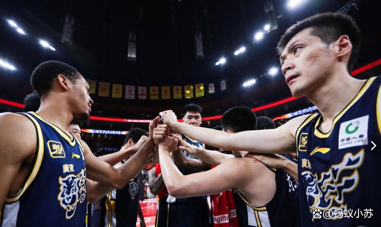 赛前突围战来临;曼联围绕CBA常规赛豪取连胜;更衣室稳定;控场能力受关注的简单介绍 赛前突围战来临;曼联围绕CBA常规赛豪取连胜;更衣室稳定;控场能力受关注的简单介绍