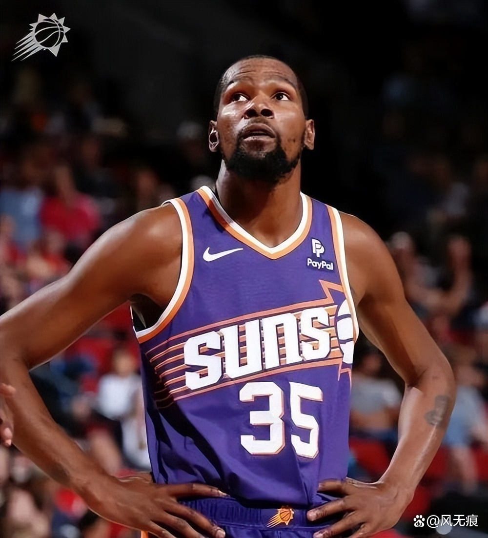 关于菲尼克斯太阳训练开放日，集结日迎来里程碑引欢呼，NBA常规赛在即，轮换策略成焦点的信息