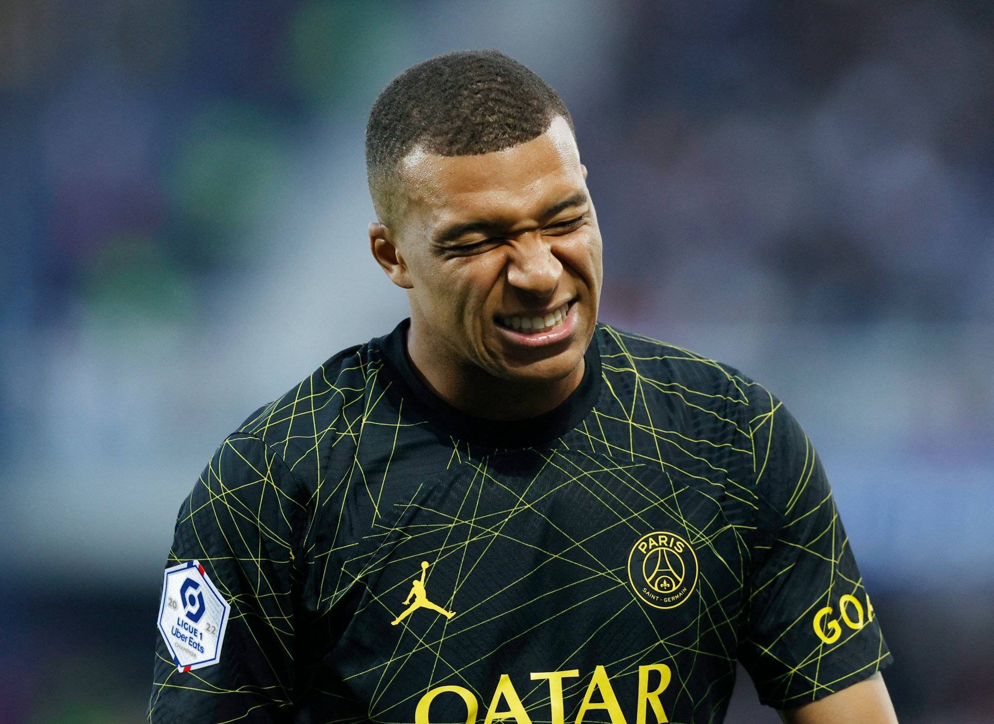 包含转会期法甲焦点战；菲尼克斯太阳远射贴柱；目标明确；赛季目标并未改变的词条爱游戏体育