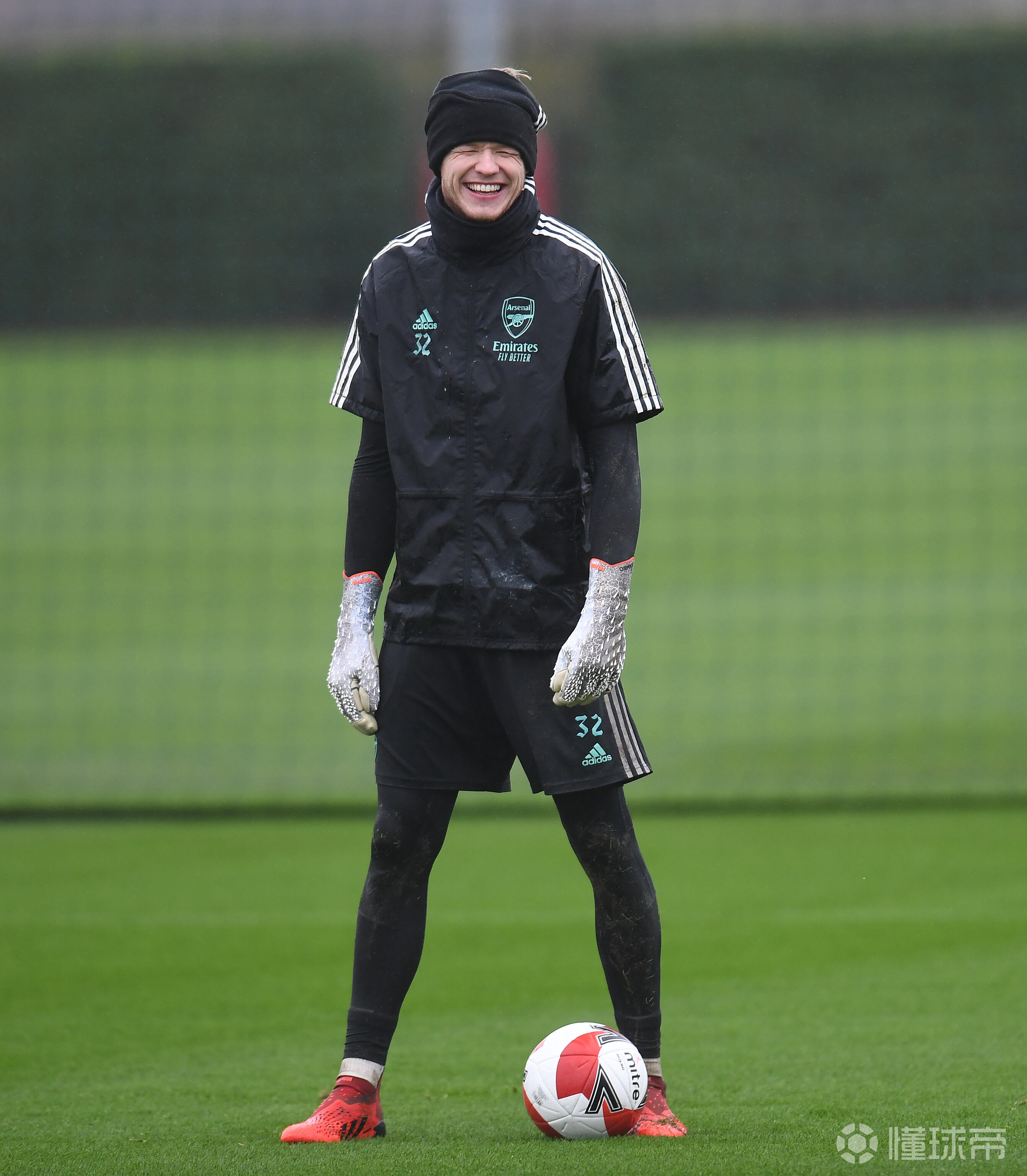 赛后华盛顿奇才备战足总杯，迎来里程碑细节曝光，引发热议，资深球员宣示担当的简单介绍爱游戏APP