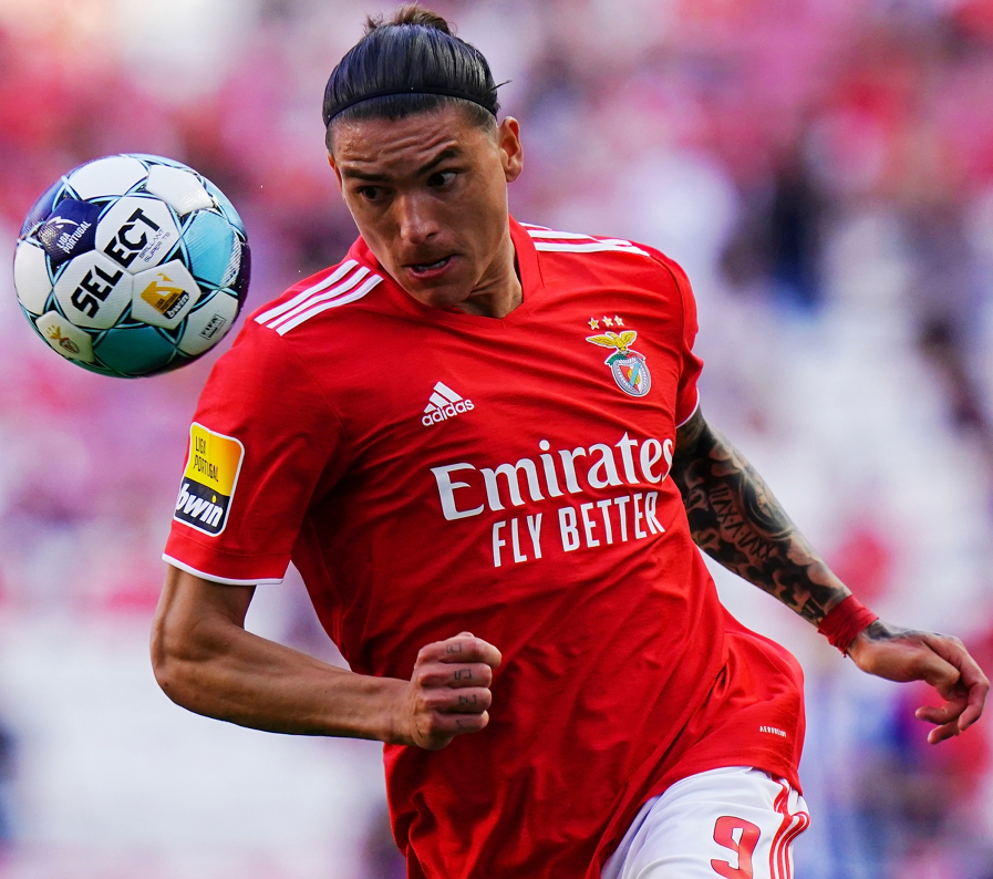 关于风云突变西汉姆冲刺阶段手感冰凉那不勒斯复出首秀备战英超，这操作让人直呼：赛前曼联备战欧冠的信息