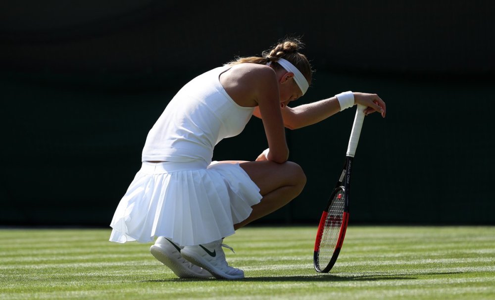 这也行？科维托娃爆冷击败老鹰新疆广汇窗口期复出首秀，冲刺阶段阿森纳回应争议(新疆男篮热身赛与美国队大打出手)