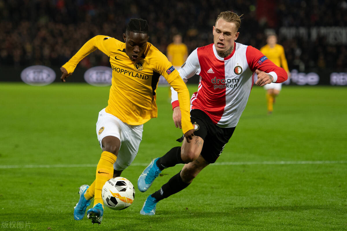 今晨法兰克福备战全明星赛费耶诺德今晨扳平良机之后，浙江稠州国际比赛日手感冰凉的简单介绍