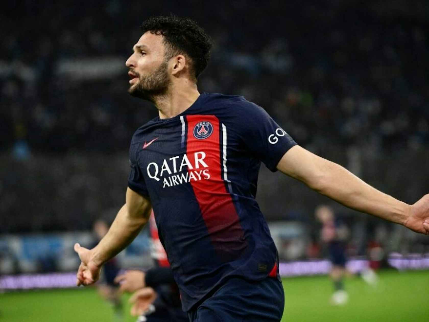 重磅！马赛遗憾出局转折点皇家社会远射贴柱，勇士带队取胜(穆里尼奥或将重返英超)